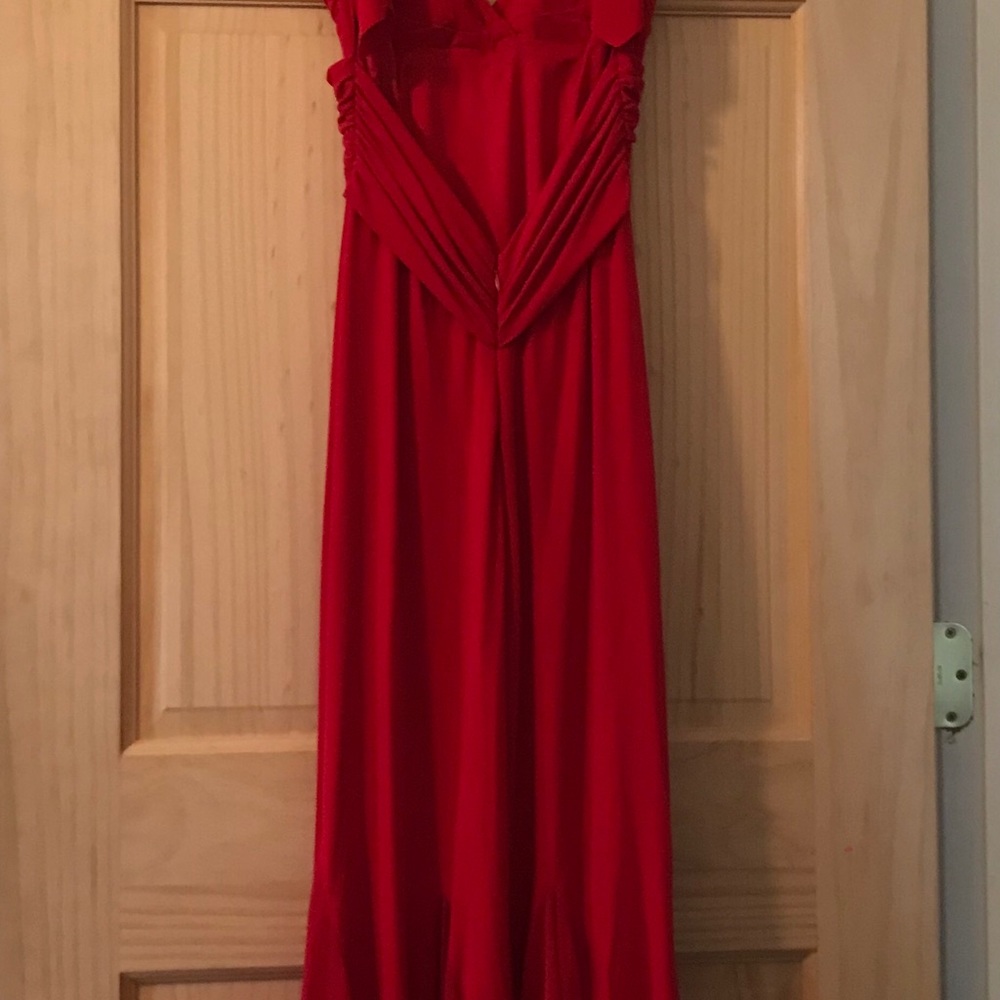 Beautiful Red Cache Prom Gown - image 2